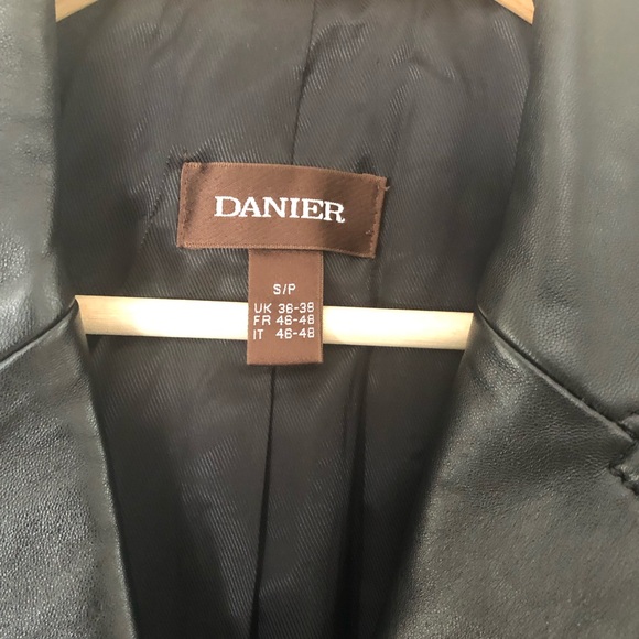 Daniel mid length ladies jacket - Picture 2 of 10